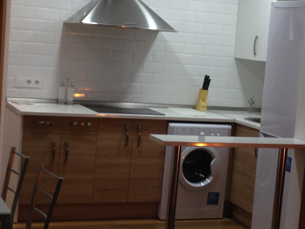Apartamento En La Sierra II Apartment Аренас де Сан Педро Екстериор снимка
